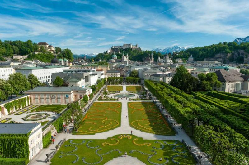 Mirabellgarten romantischerPlatz Salzburg